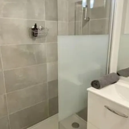 Bel Appartement Neuf Et Facile D'Acces Orléans Buitenkant foto