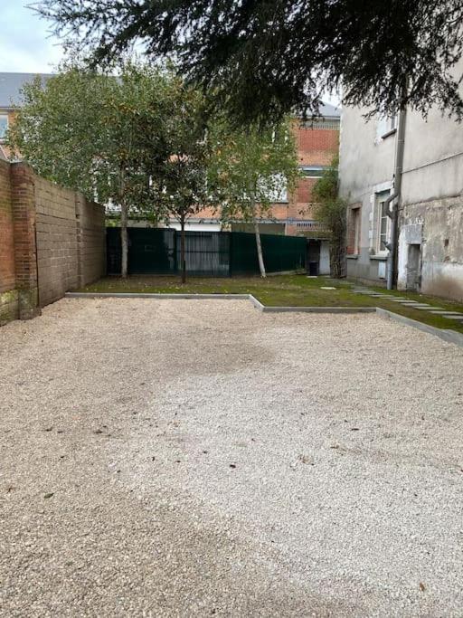 Apartment Bel Neuf Et Facile D'acces Orleans